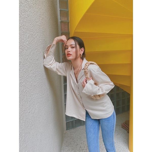 Áo sơ mi nữ tay dài cổ vest