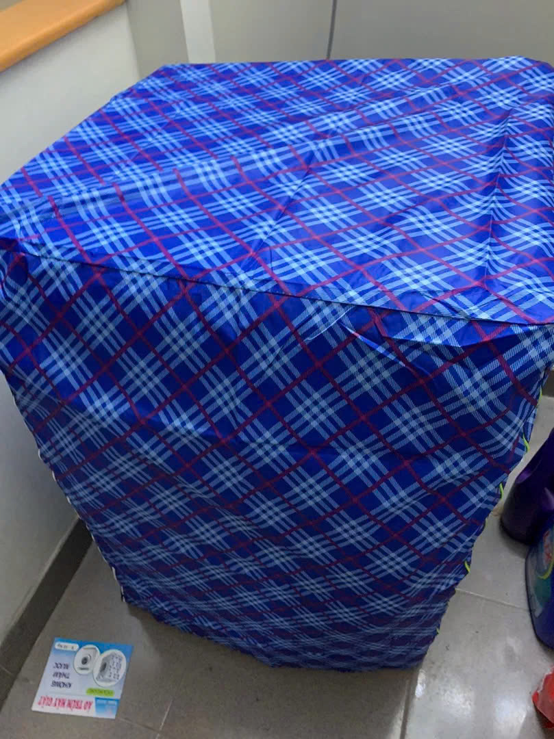 Áo che máy giặt cửa trên cho máy từ 9 - 10kg , vải dù cao cấp chống thấm nước , bảo vệ máy khỏi bụi bẩn , mưa - nắng  giao màu ngẫu nhiên