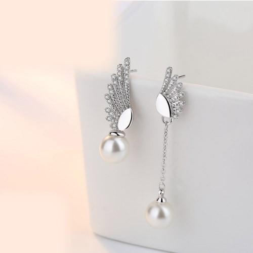 Bông tai ngọc nhân tạo cánh thiên thần bất đối xứng BHBT82