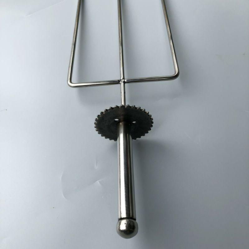 Xiên nướng gà, vịt cho máy quay tự động