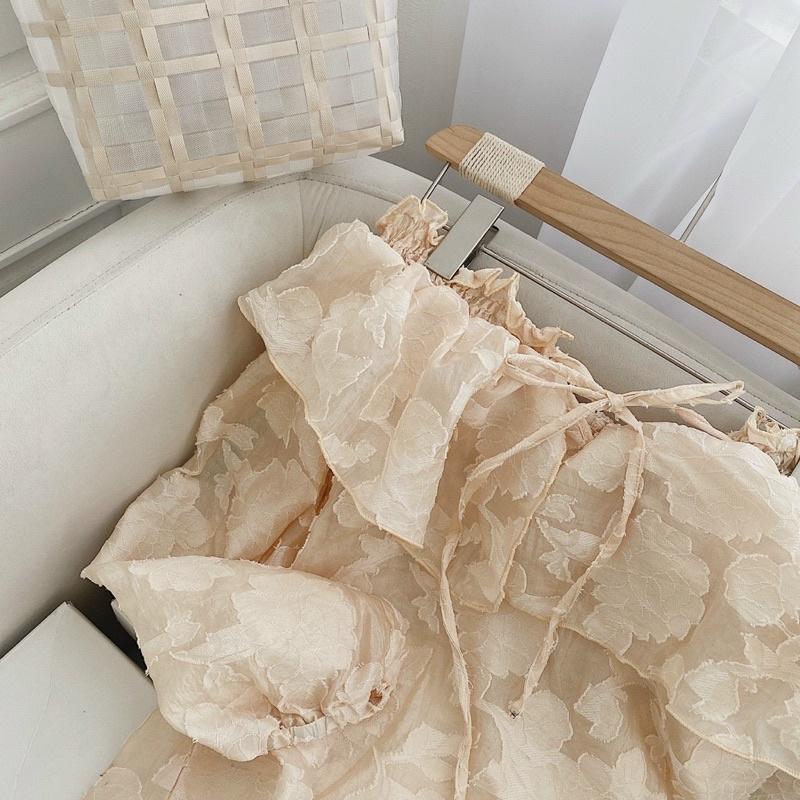 Sét Áo Nude Hoa Nổi Bẹt Vai Mix Chân Váy Siêu Xinh