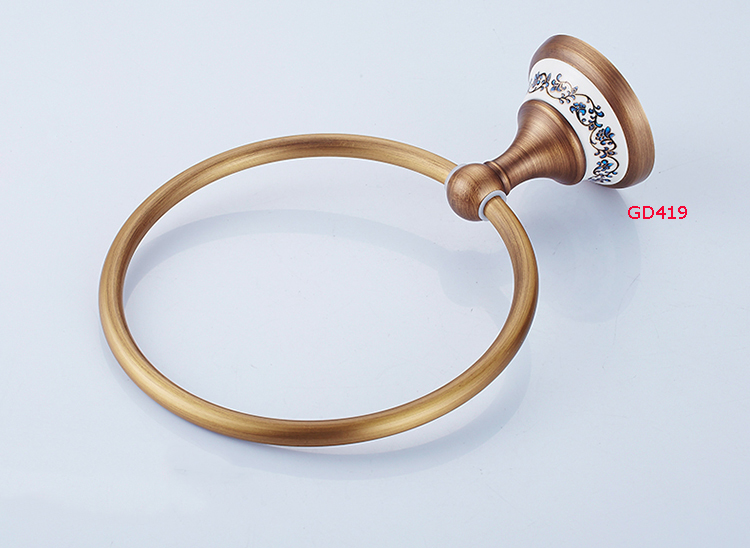 Giá treo đồ nhà tắm hình tròn đồng cao cấp GD419