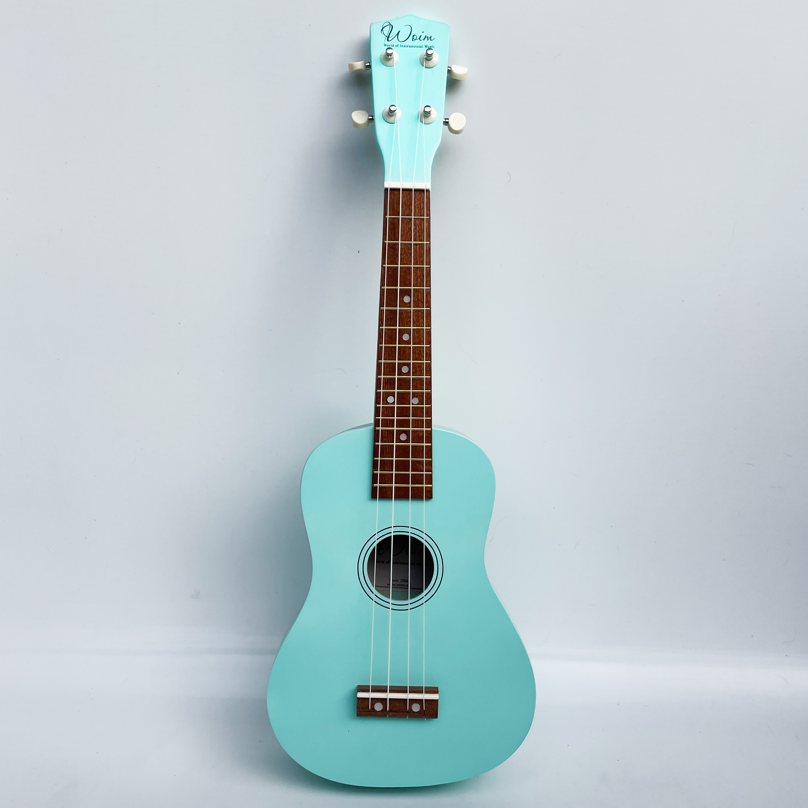 Đàn Ukulele Concert Woim 33A19 kèm capo nâng tông và máy lên dây điện tử