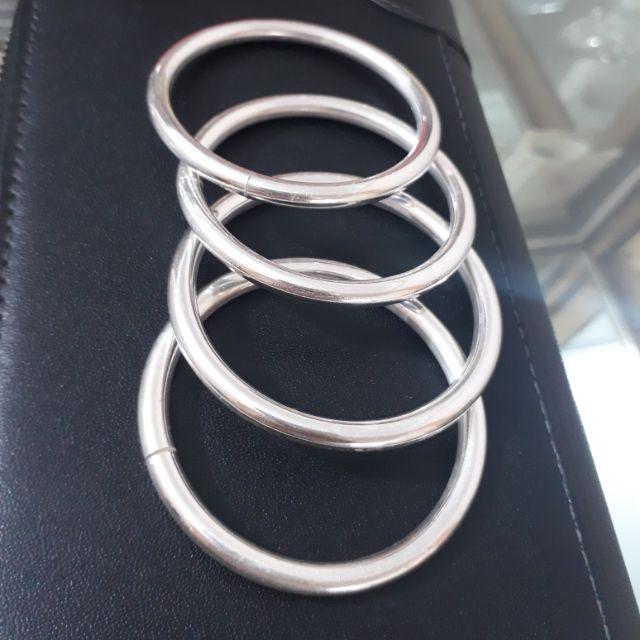 Vòng tay bạc nguyên chất 8 chỉ 8. Hàng đặt nhận làm theo size yêu cầu.
