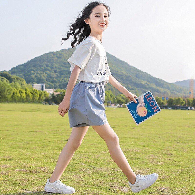 Set bộ quần áo trẻ em mẫu Thỏ dành cho bé gái 18-45kg. Thiết kế hiện đại, chất liệu mát.