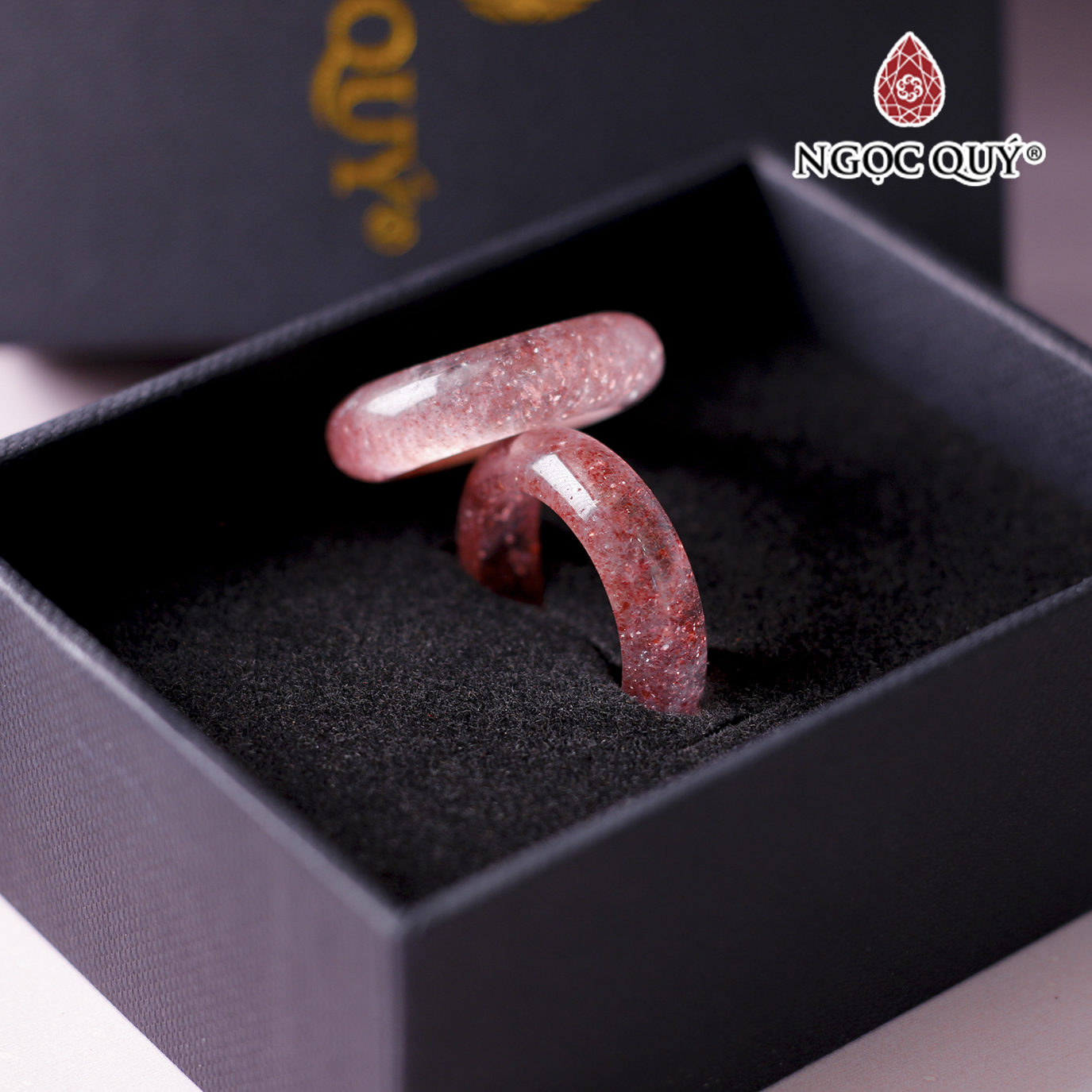 Nhẫn thạch anh dâu đỏ đường kính trong 17mm mệnh hỏa, thổ - Ngọc Quý Gemstones