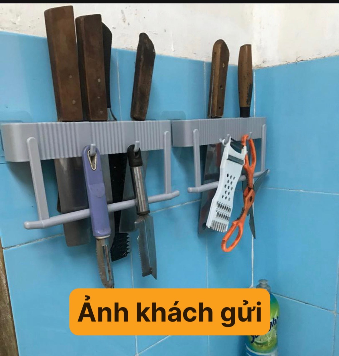 Giá Kệ Để Dao Kéo Kiêm Giá Treo Khăn Nhà Bếp Gắn Tường Thông Minh