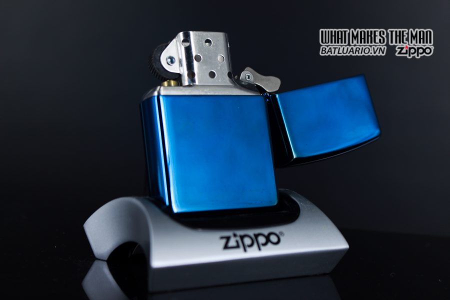 Bật Lửa Zippo 2008 – Claudio Mazzi Fantasy Sapphire
