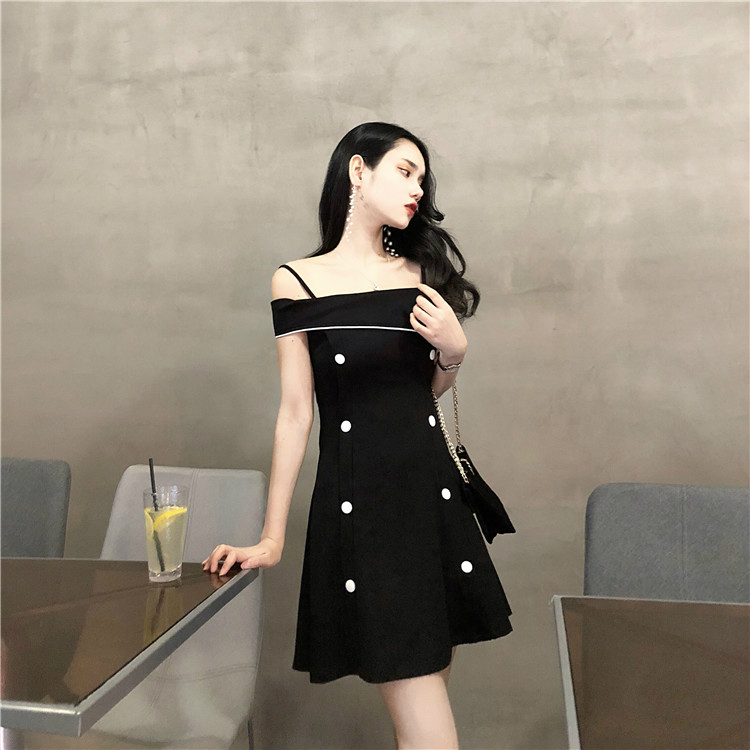 Đầm 2 dây trễ vai nhiều nút Mã: DA5151