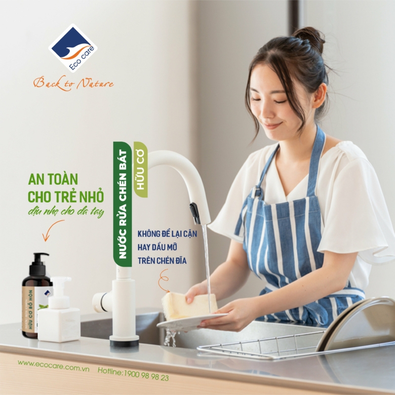 Nước rửa chén hữu cơ Bồ hòn Ecocare - 100% thực vật, không hóa chất, tinh dầu khử mùi, chăm sóc da tay, tiết kiệm nước 30% - Chai 500ml