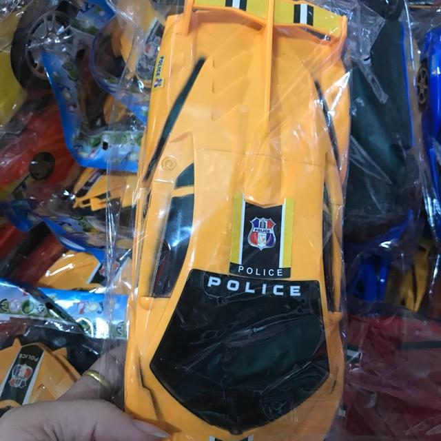 Xe nhựa cảnh sát 4 bánh chạy cót