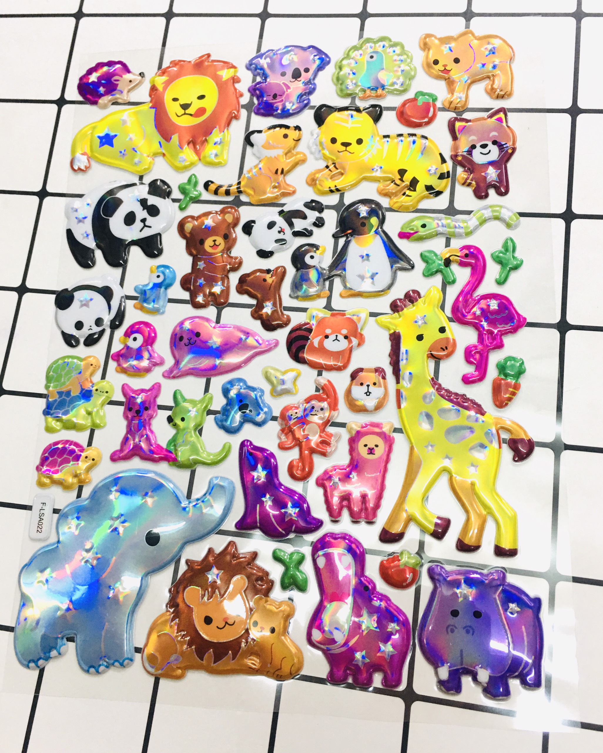 Hình Dán con vật sticker Nổi 3D set 3 bảng ( 99 miếng ảnh )