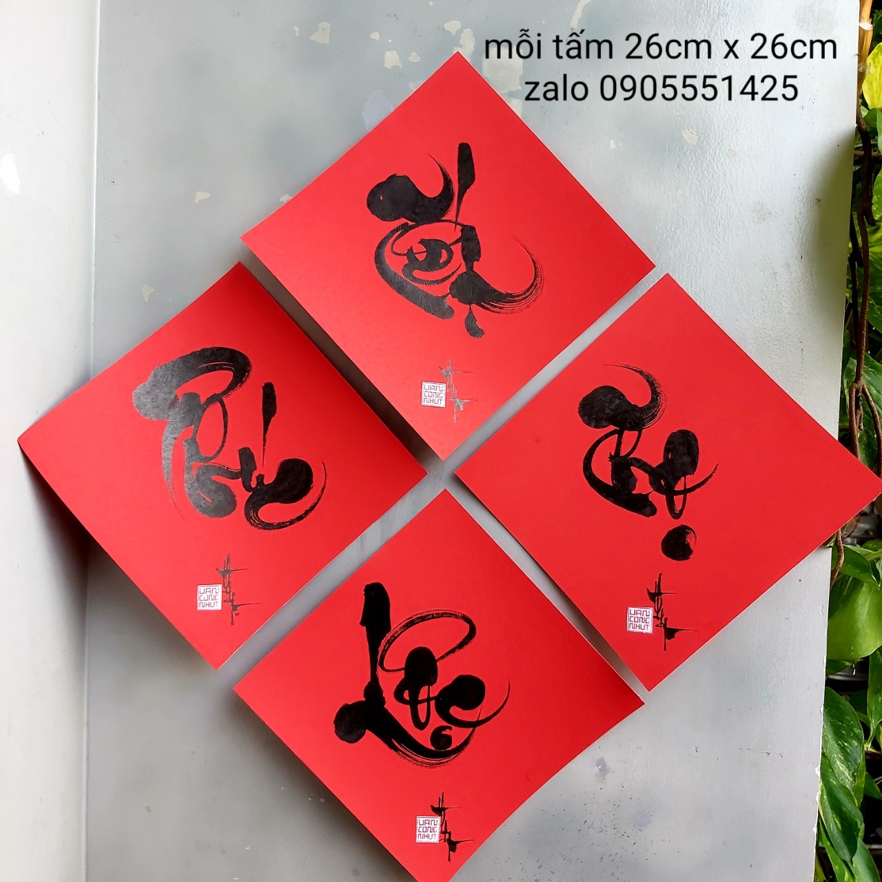 Bộ 4 tấm giấy Thư pháp dán trang trí tết. 26cm x 26cm,