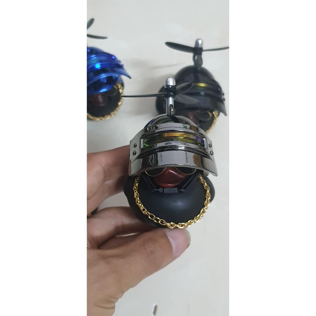 Vịt đen trang trí ô tô xe máy