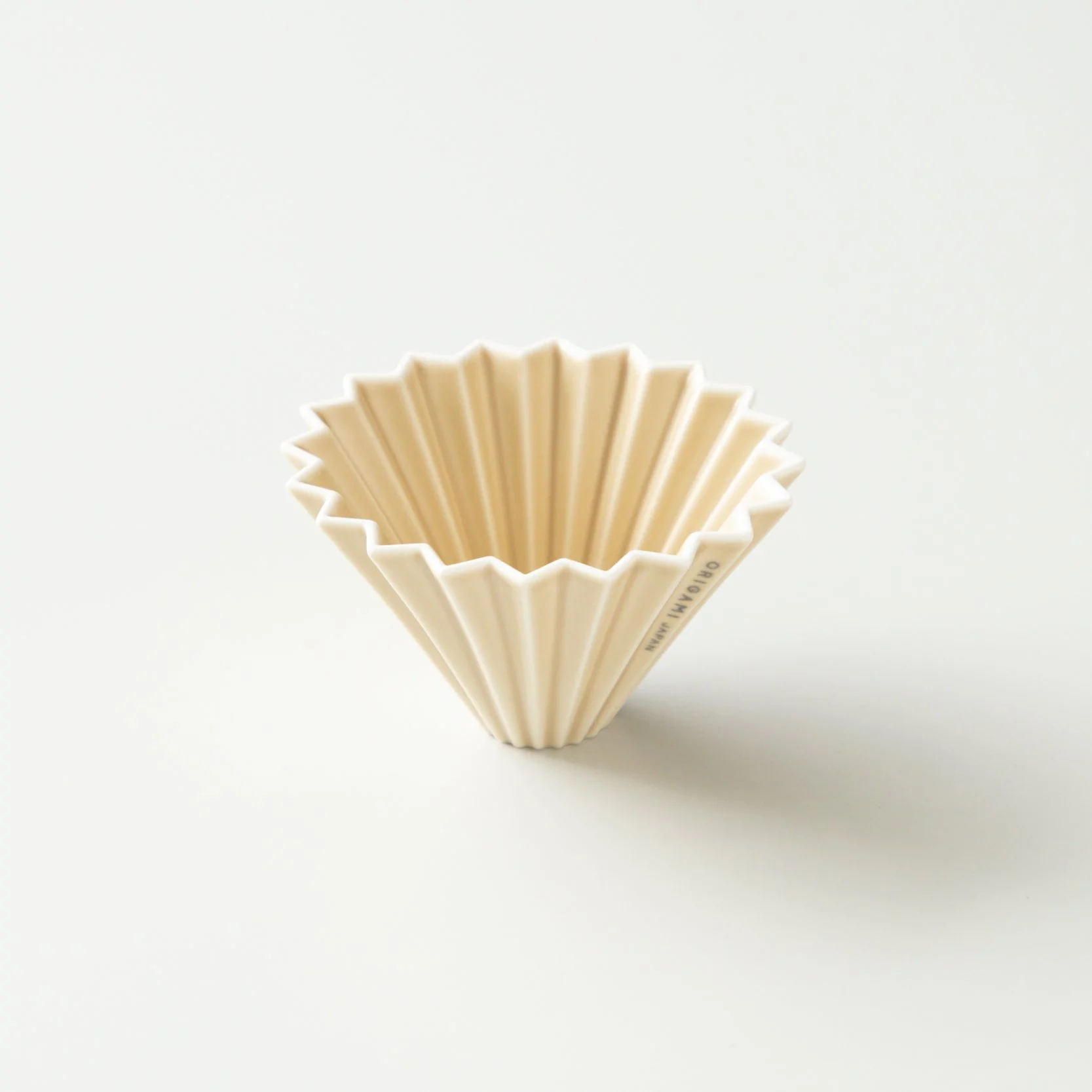 Phễu sứ V60 01 Origami Dripper S Pour over