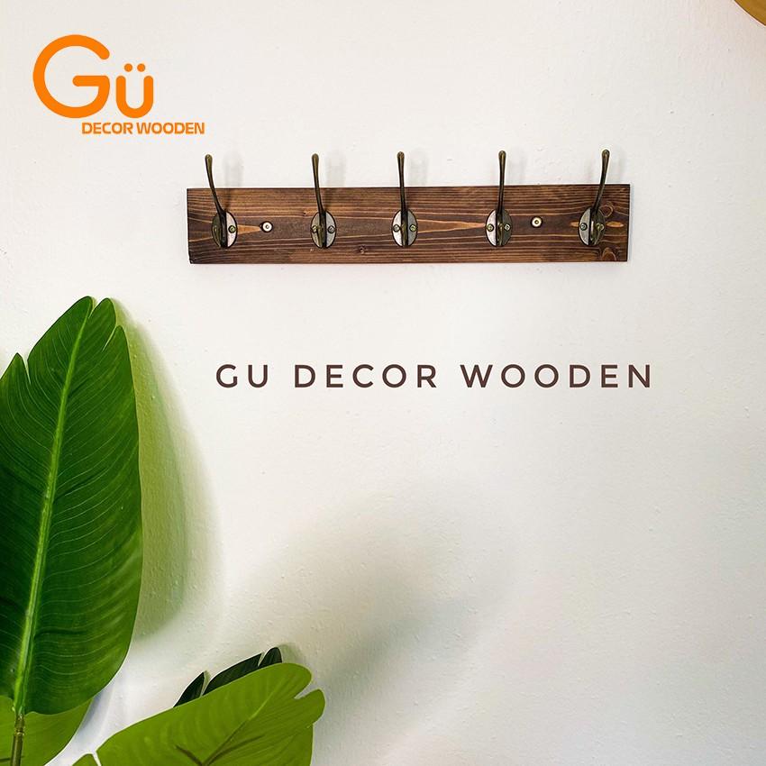 Móc treo quần áo gắn tường, kệ treo đồ Gu Decor Wooden treo túi xách,phụ kiện màu nâu socala