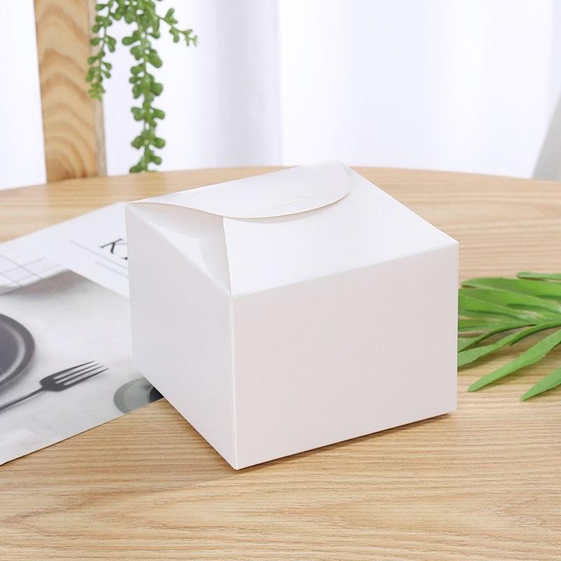 DEC01-04 Hộp đựng bánh kẹo 12X12X9CM (Đỏ-Đen_nâu_trắng)