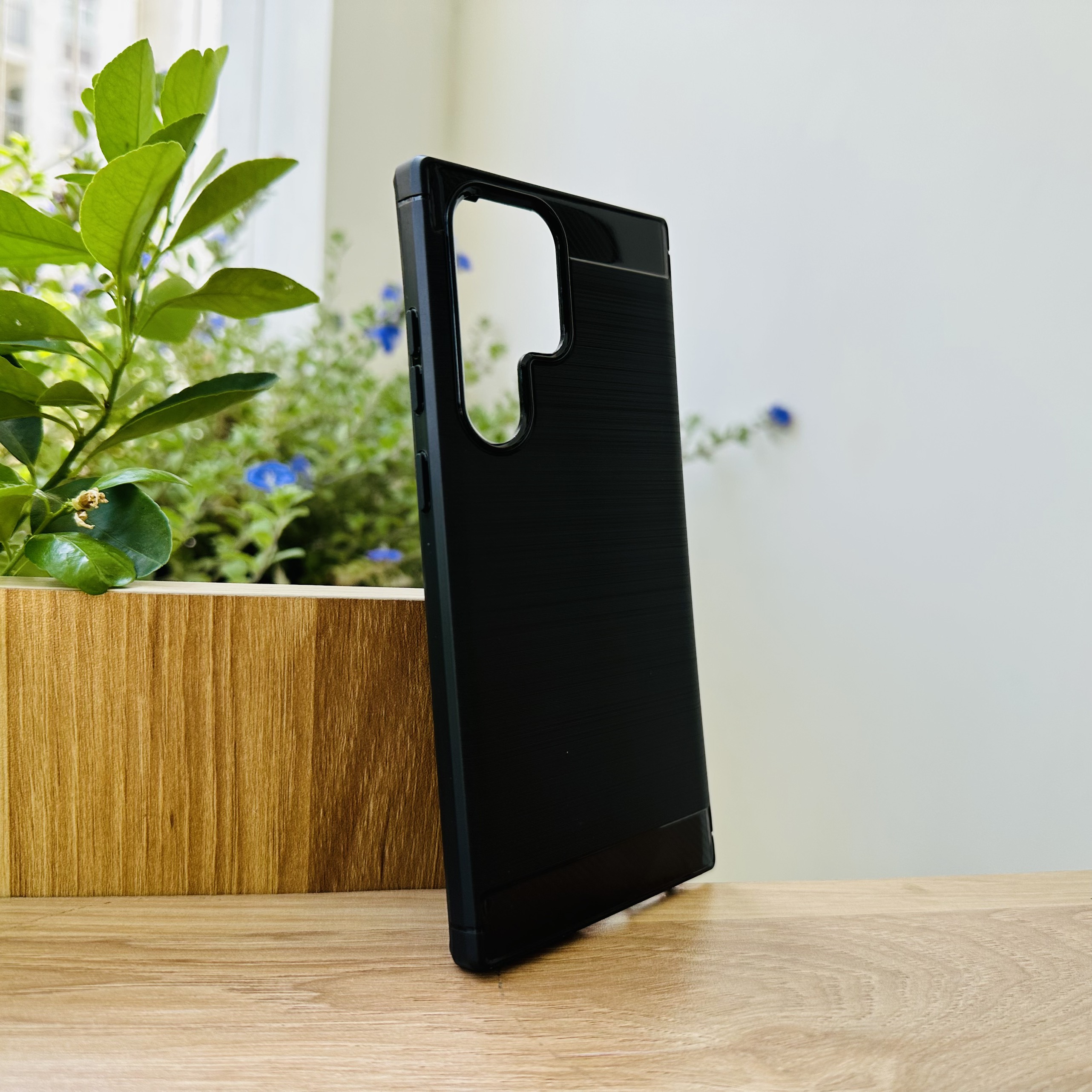 Ốp lưng dành cho Galaxy S23 Ultra Likgus armor chống sốc- hàng chính hãng