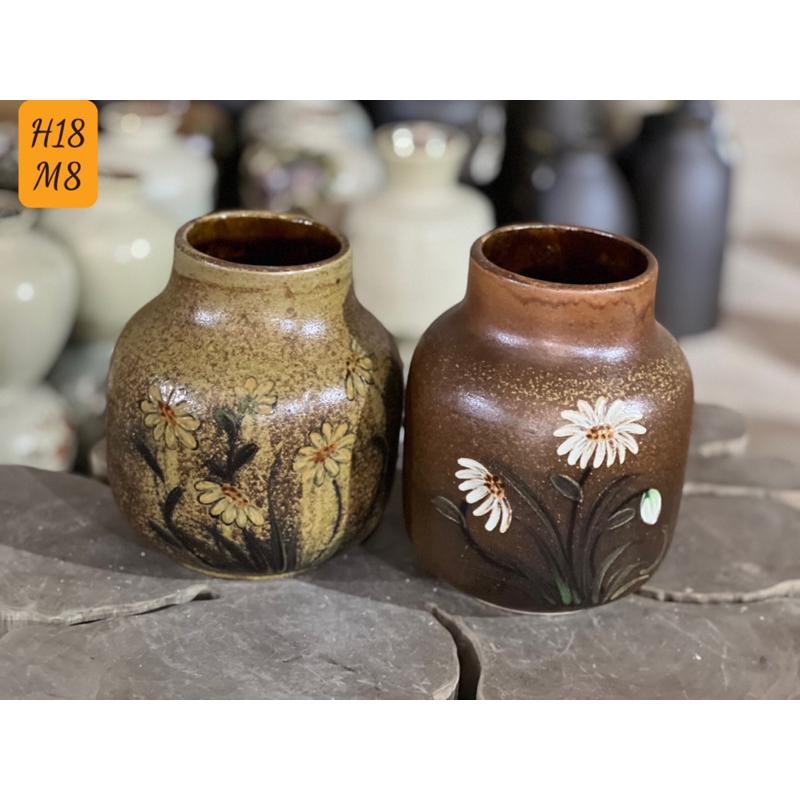 Bình cắm hoa dáng bóng đèn, men mộc vẽ thủ công. Gốm sứ Bát Tràng.