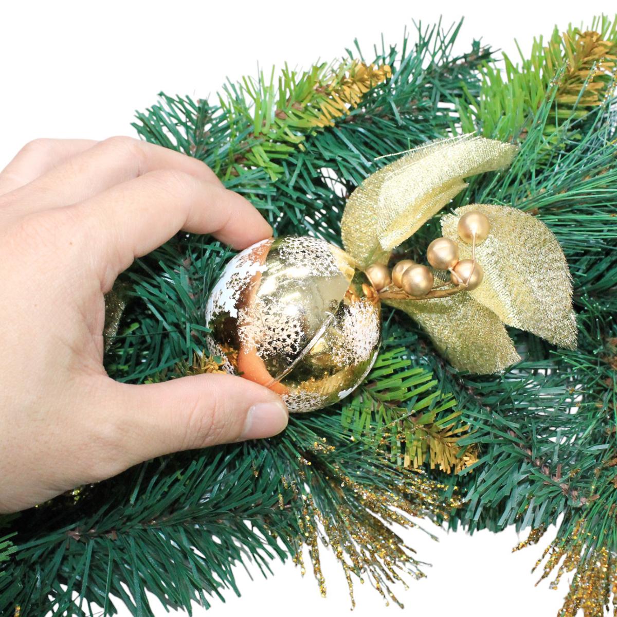 Vòng Hoa 3 Loại Lá Trang Trí Giáng Sinh 50 cm - Chaang Chiia LP-W20-3LL-GD