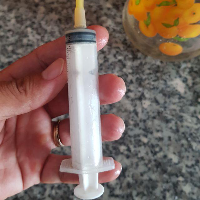 Xy lanh đút bột