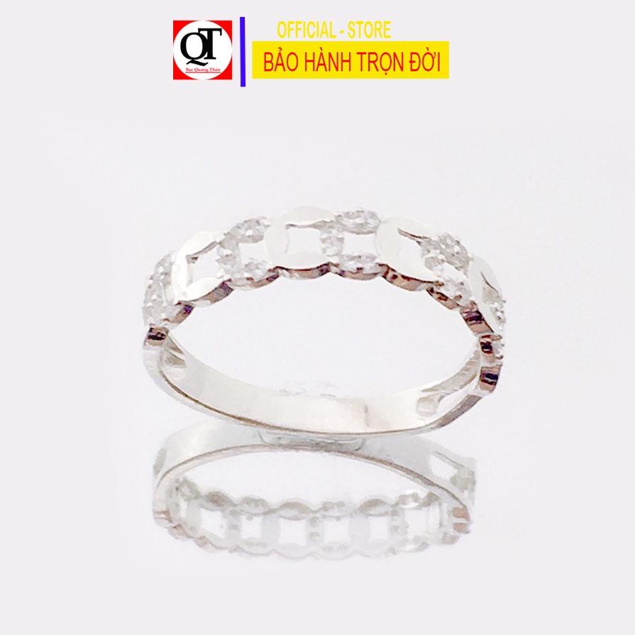 Nhẫn nữ chất liệu bạc ta bề mặt gắn đá trắng sáng trang sức Bạc Quang Thản – QTNU82