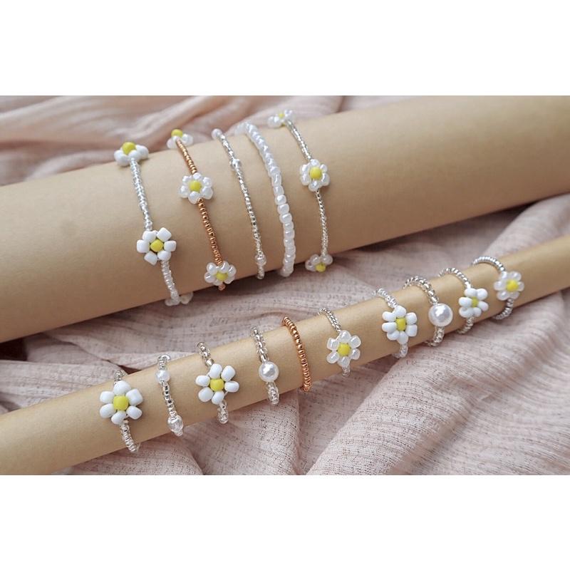 N73 Vòng tay, handmade hoa cúc trắng đục dây hạt màu kim loại Daisy phong cách Hàn Quốc xinh xắn