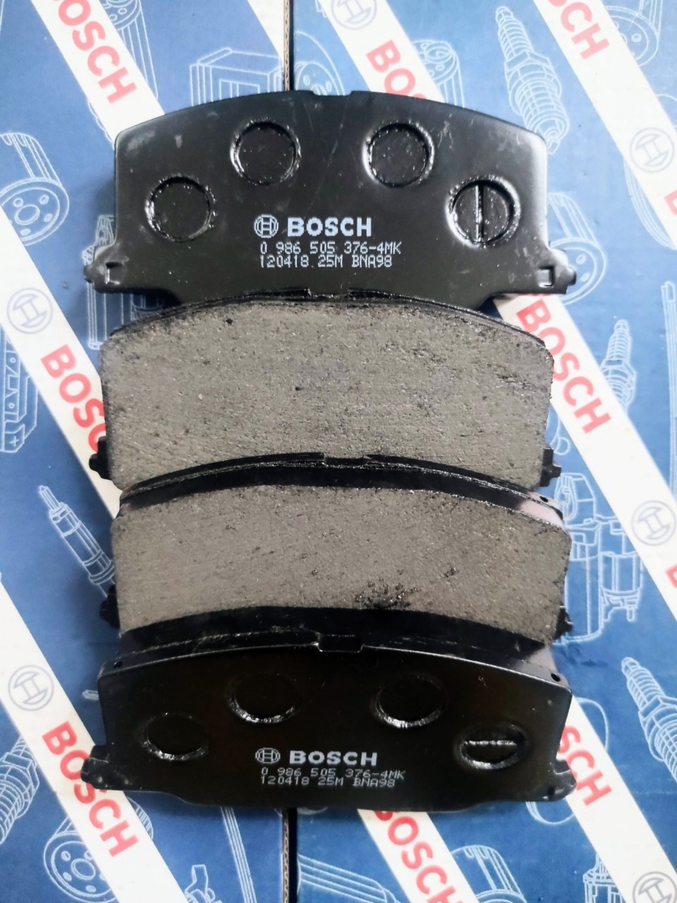 Bố Thắng Trước Toyota Camry V20, Celica, Carina, Corona - Bosch BP 5376