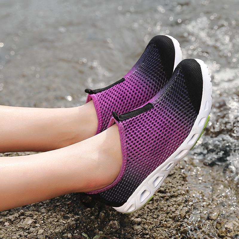 2020 Fashion women outdoor soft running sneakers casual sport shoes
