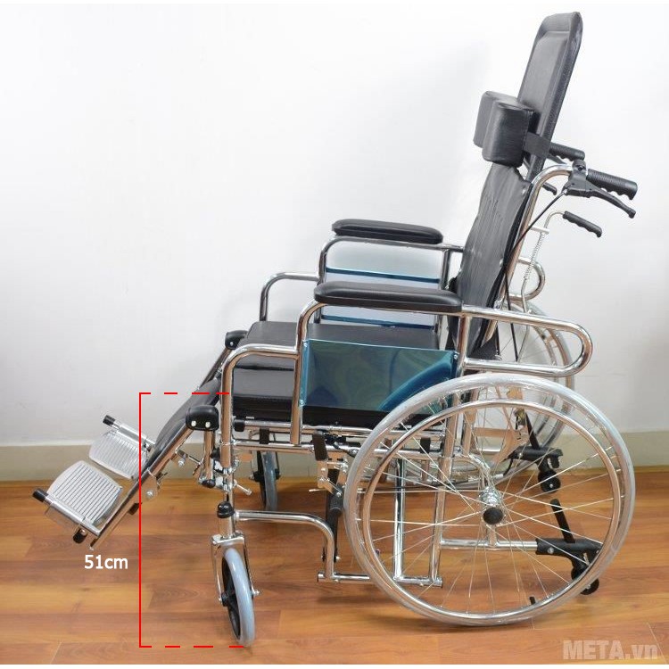 Xe lăn đa năng có bô + ngả nằm + 2 tay phanh Lucass X7 hoặc X7A có bàn ăn