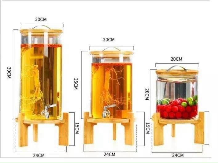 BÌNH THỦY TINH CÓ ĐẾ GỖ, VÒI VẶN TIỆN LỢI ĐỰNG NƯỚC HOA QUẢ, ÉP TRÁI CÂY CRYSTAN - VD705