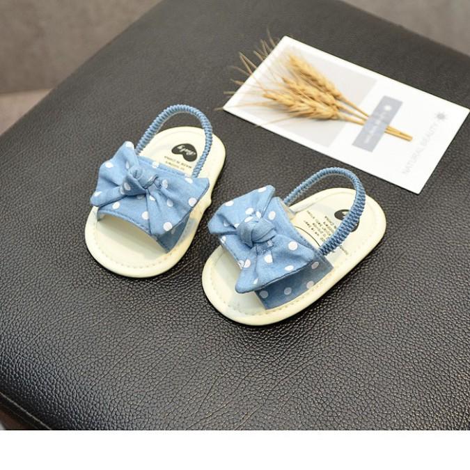 Giày sandal tập cho bé đính nơ xinh xắn đáng yêu cho bé