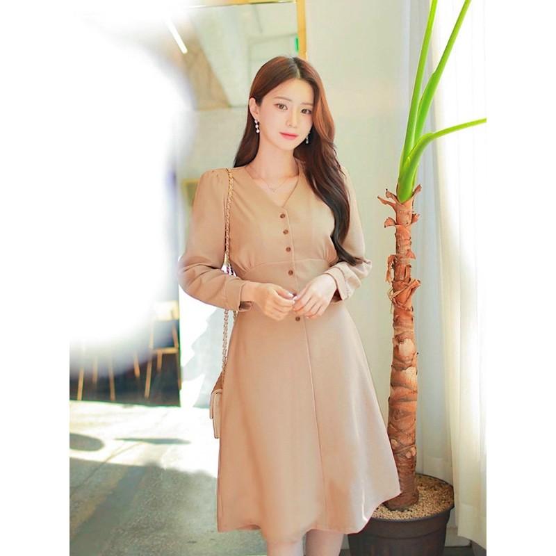 Đầm kem tay dài thắt eo