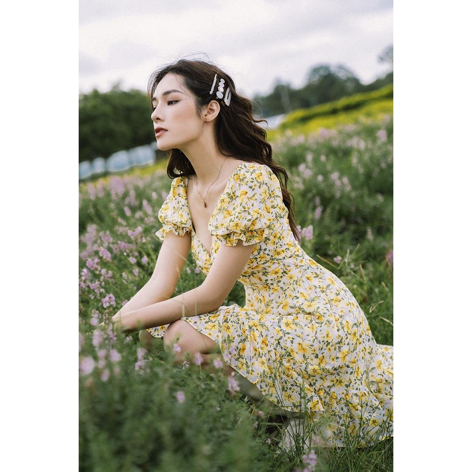 Đầm xoè hoa vàng tay bồng