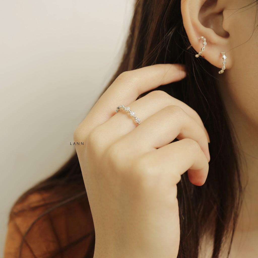 Khuyên Đường Tròn Đá Tròn Cách S925 LANN