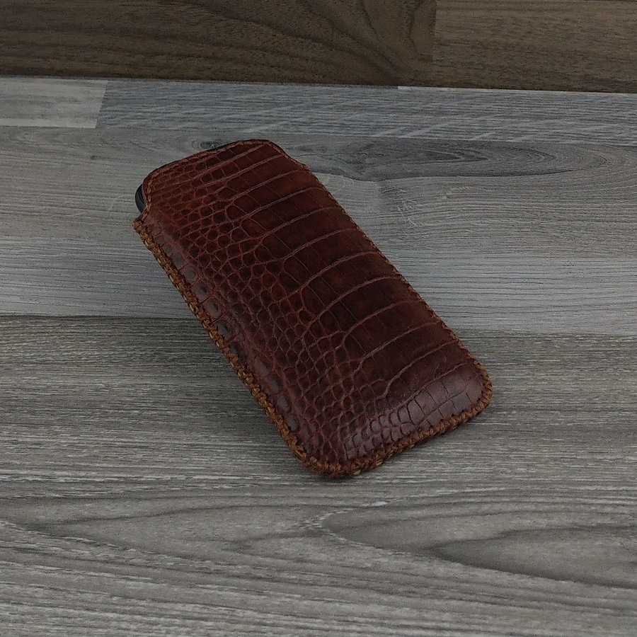 Bao da rút dành cho iphone x/xs da cá sấu gai lưng màu nâu