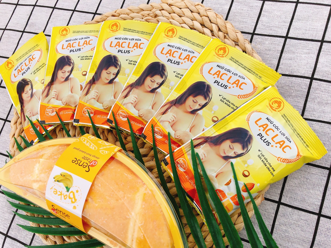 Ngũ cốc lợi sữa Lạc Lạc 30 gói