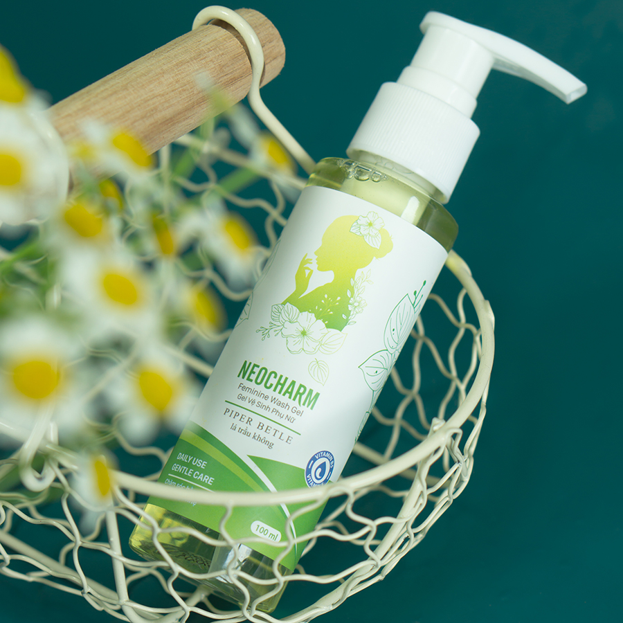 GEL VỆ SINH PHỤ NỮ NEOCHARM