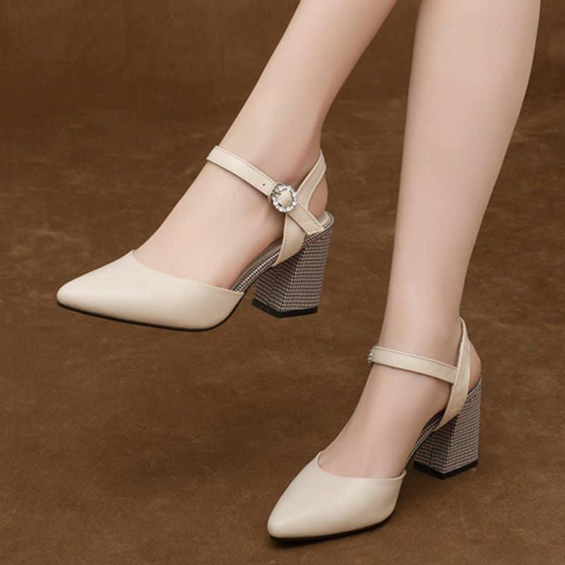Giày sandal nữ bít mũi, gót caro cao cấp ROSATA RO382 cao 7p - HÀNG VIỆT NAM - BKSTORE
