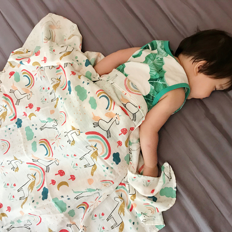 Khăn Tắm Em Bé Sợi Tre Bonny Cỡ Lớn 1m2x1m2 Siêu Mềm Và Thấm Hút