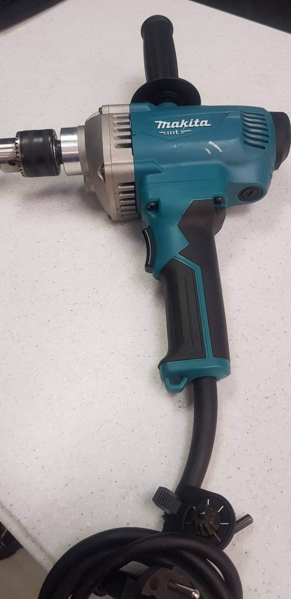 MÁY KHOAN 2 TAY CẦM 750W 13MM MAKITA M6201B - HÀNG CHÍNH HÃNG