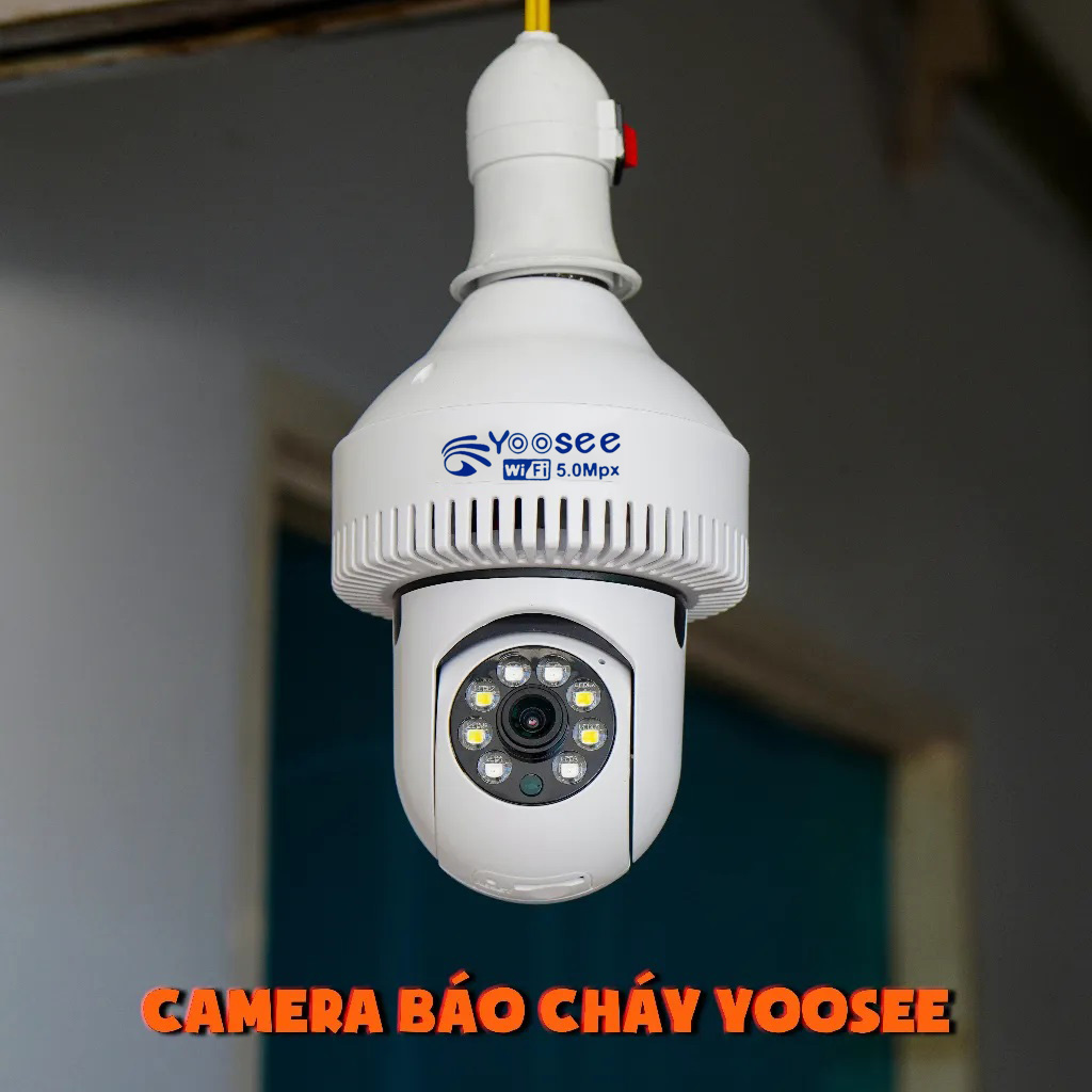 Camera Yoosee Bóng Đèn 5Mpx Có Báo Khói, Báo Cháy, Xoay 360, Xem Đêm Có Màu 8 Led - Hàng Nhập Khẩu