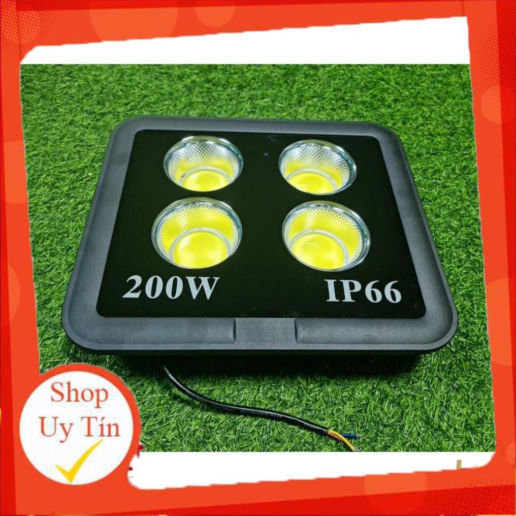 Đèn pha LED chiếu sâu 200W