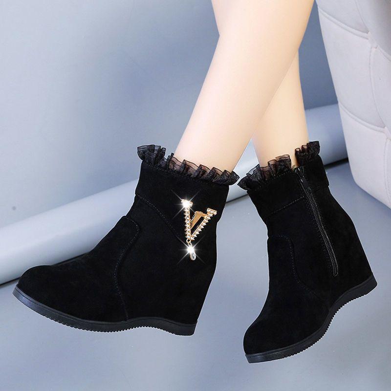 Giày Bốt Lót Lông Cừu Tăng Chiều Cao Phong Cách Hàn Quốc Thời Trang Thu Đông Hàng Mới Năm 2021