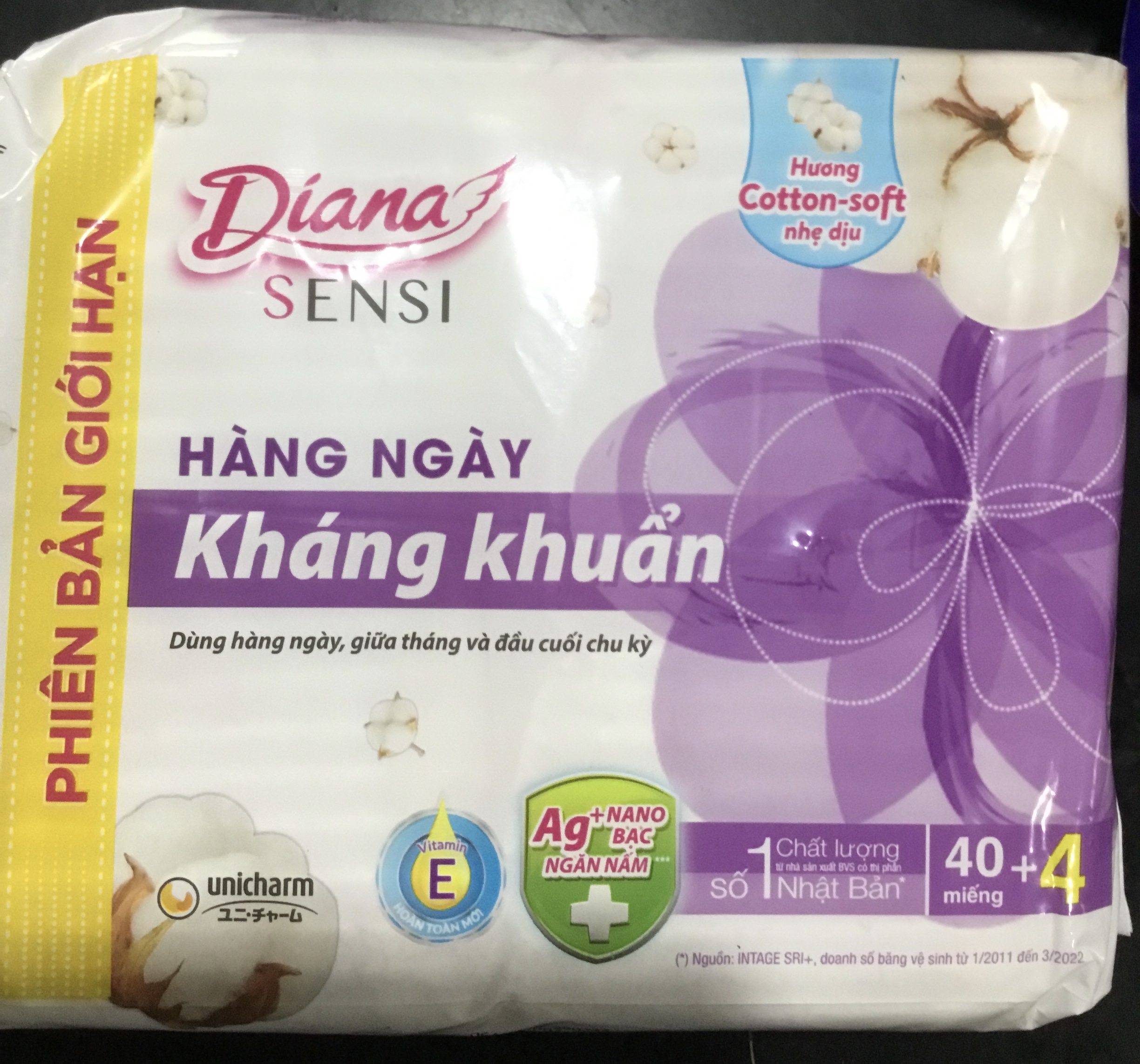 Gói 40 Miếng 15.5cm |  Combo 6 Gói Băng Vệ Sinh Diana Sensi Hàng Ngày Kháng Khuẩn 40 Miếng- HSD luôn mới