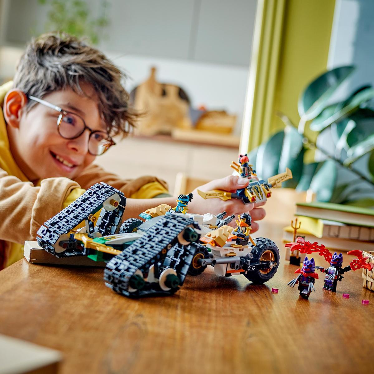 LEGO - NINJAGO - 71820  Siêu Xe Kết Hợp 4 Trong 1 LEGO NINJAGO (576 chi tiết)