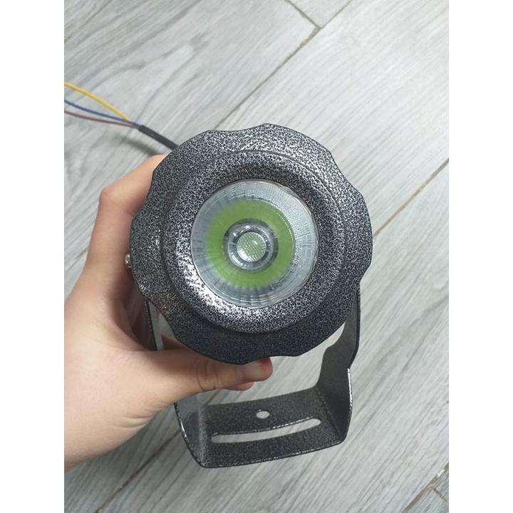Đèn chiếu xa rọi cột rọi cây ngoài trời