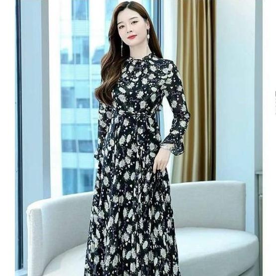 HÀNG NHẬP - ĐẦM MAXI VOAN NỀN ĐEN HOA TRẮNG CỔ NHÚN BÈO TAY DÀI
