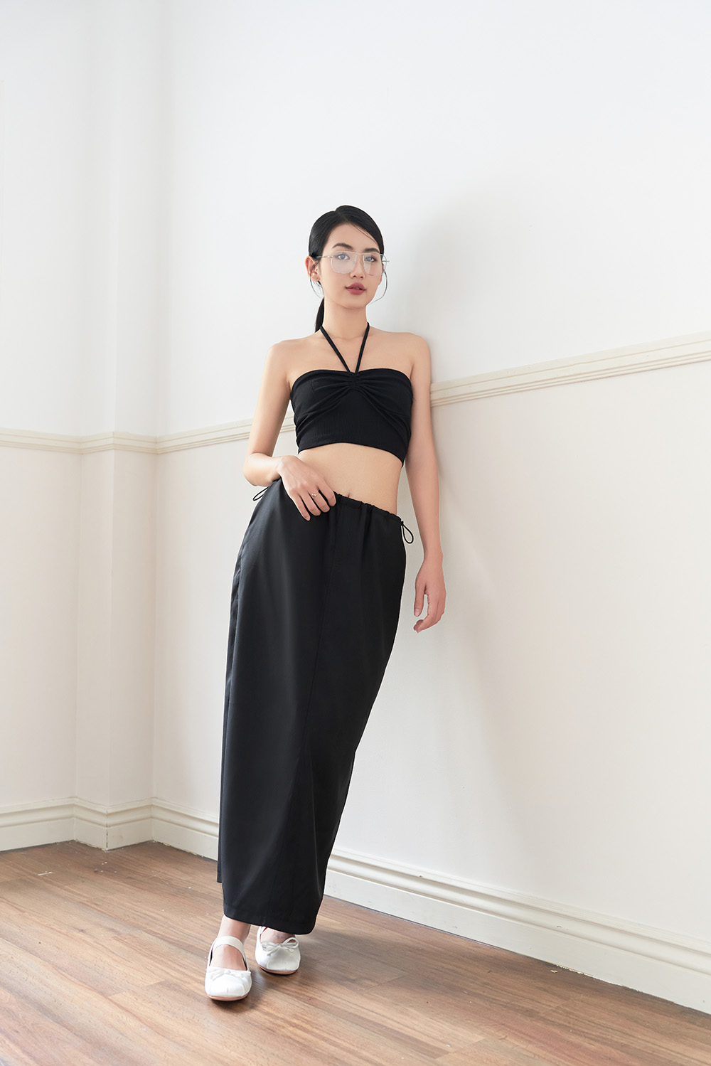 DOTTIE - Váy midi lưng thun đắp túi - Đen - S0151