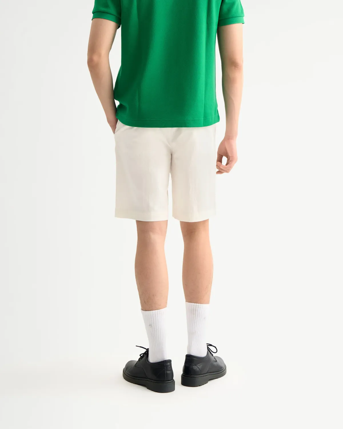Quần short kaki nam màu Trắng Form Straight - RT 10S25PSH017 | ROUTINE CÀ MAU